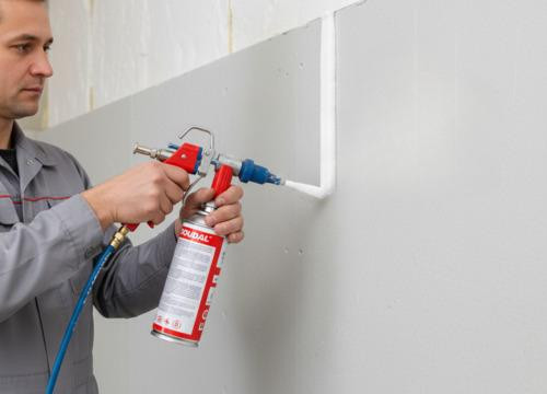 7 неочевидных способов применения клей-пены в ремонте и строительстве