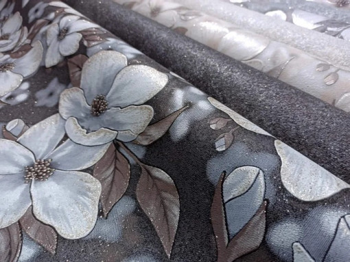 Обои виниловые на флизелиновой основе Вимала (Vimala) Яблоневый цвет-2 117519 штукатурка 1.06 х 10 м